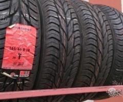 4 pneumatici nuovi 165 65 14. Uniroyal rain Expert