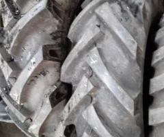 Gomme pneumatici nuovi 7.00 12 continental e taur
