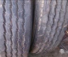 Coppia di gomme pneumatici 10.00 20 pirelli