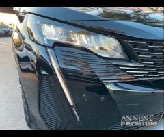 Peugeot 3008 BlueHDi 130 S&S EAT8 Active Pack