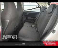 Toyota Aygo 5p 1.0 x-cool 72cv - 16
