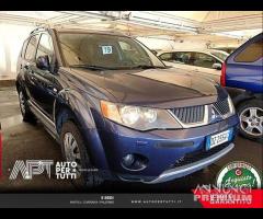 Mitsubishi Outlander 2.0 di-d Instyle 7p.ti dpf