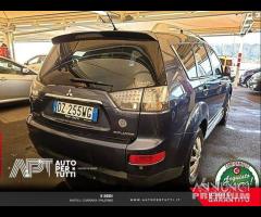 Mitsubishi Outlander 2.0 di-d Instyle 7p.ti dpf