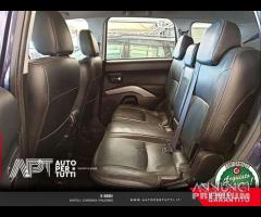 Mitsubishi Outlander 2.0 di-d Instyle 7p.ti dpf - 9