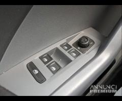 VOLKSWAGEN T-Cross - 2021 - 9