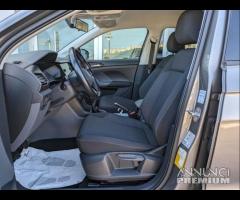 VOLKSWAGEN T-Cross - 2021 - 18