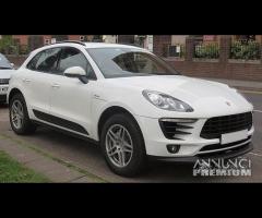 Porsche macan 2021 ricambi usati #8400 - 1