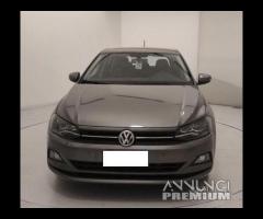 Volkswagen polo anno 2018 per ricambi - 1
