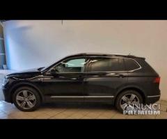Volkswagen tiguan anno 2017 per ricambi