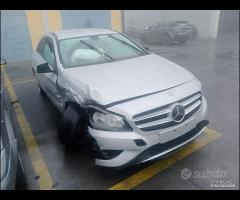 Mercedes Classe A 1.6 Benzina 2013 270910 Ricambi - 7