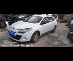 ricambi renault megane III Sportour - 6