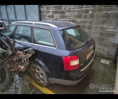 Audi A4 B6 2003 2.5 V6 Demolita - Per Ricambi
