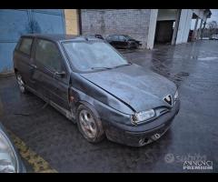 Alfa Romeo 145 Twin Spark Demolita - Per Ricambi