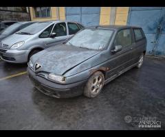 Alfa Romeo 145 Twin Spark Demolita - Per Ricambi