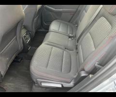 Ford Kuga 2.5 Full Hybrid 190 CV CVT 2WD ST-Line X - 24