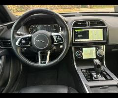 Jaguar XE 2.0 D 180 CV aut. R-Dynamic HSE - 16
