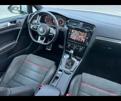 Volkswagen Golf GTI Golf GTI Performance 2.0 245 C - 13