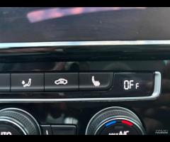 Volkswagen Golf GTI Golf GTI Performance 2.0 245 C - 25