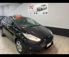 Ford Fiesta gpl titanium nav/led full 12/2016