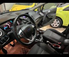 Ford Fiesta gpl titanium nav/led full 12/2016 - 9