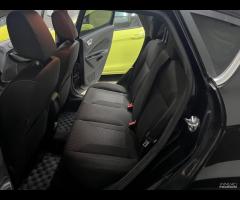 Ford Fiesta gpl titanium nav/led full 12/2016 - 12