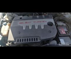 Alfa Romeo GT 1.9 D del 2004 motore 937A5000 - 9