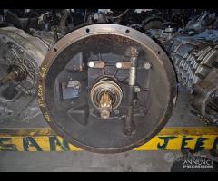 Cambio Manuale Per Nissan Atleòn ZF S5 - 42