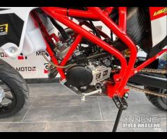 Moto Suzuki Valenti Motard n01 50 pronta consegna - 12