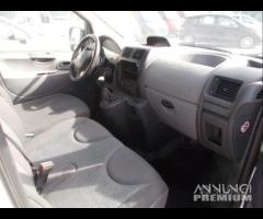 Peugeot expert 6 posti autocarro 2012 - 9