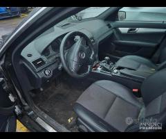 Mercedes Classe C W204 Sw Demolita - Per Ricambi