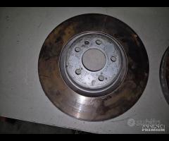 Kit Freni Anteriori 4 Pompanti Per Audi A4 - A5 B9
