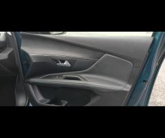 Peugeot 3008 PureTech Turbo 130 S&S Allure - 11