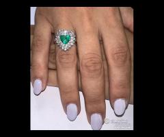 ANELLO CUORE ORO 18kt. DIAMANTI SMERALDO COLOMBIA