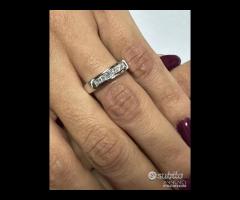 ANELLO FEDINA ORO 18kt. CON DIAMANTI PRINCESS