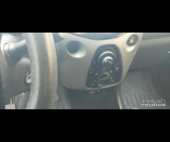 Ricambi Peugeot 108 1.0 B del 2019 motore 1KR - 9
