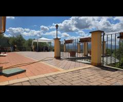 Cave, casa con giardino e tinello - 20