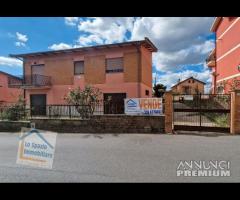 Cave, ampia con giardino e garage - 6