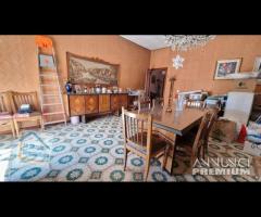 Cave, ampia con giardino e garage - 8