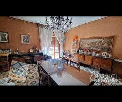 Cave, ampia con giardino e garage - 10