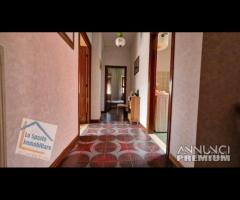 Cave, ampia con giardino e garage - 13