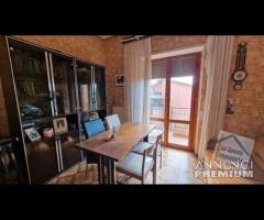 Cave, ampia con giardino e garage - 19