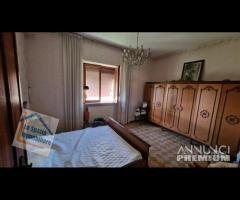 Cave, ampia con giardino e garage - 21