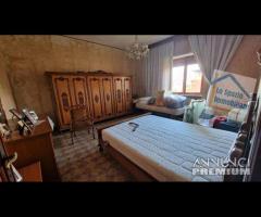 Cave, ampia con giardino e garage - 24