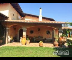 Genazzano, Unica nel suo Genere con terreno