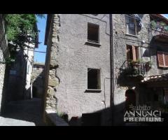 San Vito Romano, da rifinire internamente comodo