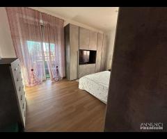 Cave,posto al secondo piano con due posti auto - 8