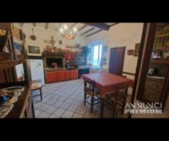 Segni, caratteristico e ammobiliato in buono stato - 12