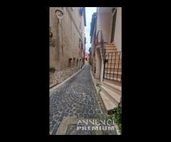 Segni, caratteristico e ammobiliato in buono stato - 17