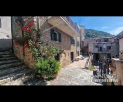 Piglio, piano terra con cantina Discreto stato - 14