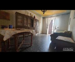 Piglio, discreto stato con balcone - 14